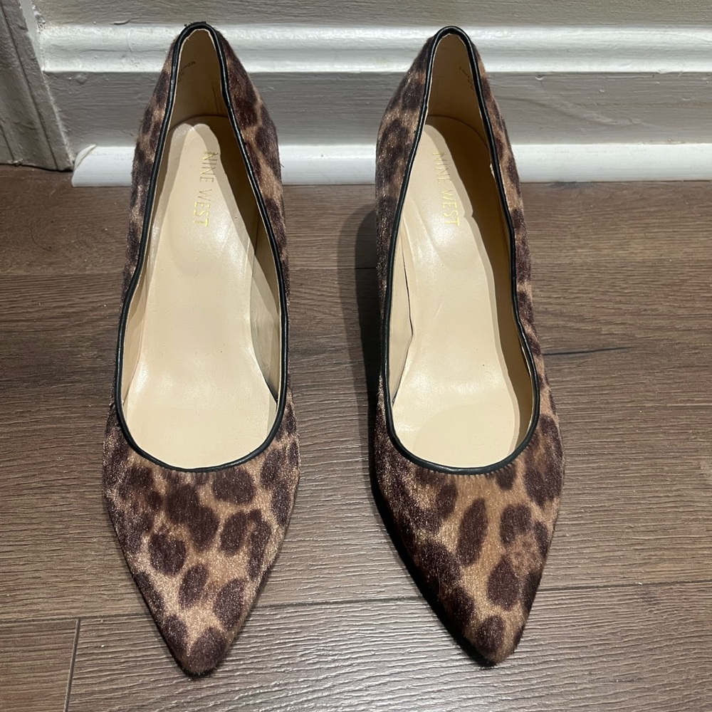 Nine West faux fur leopard print heels